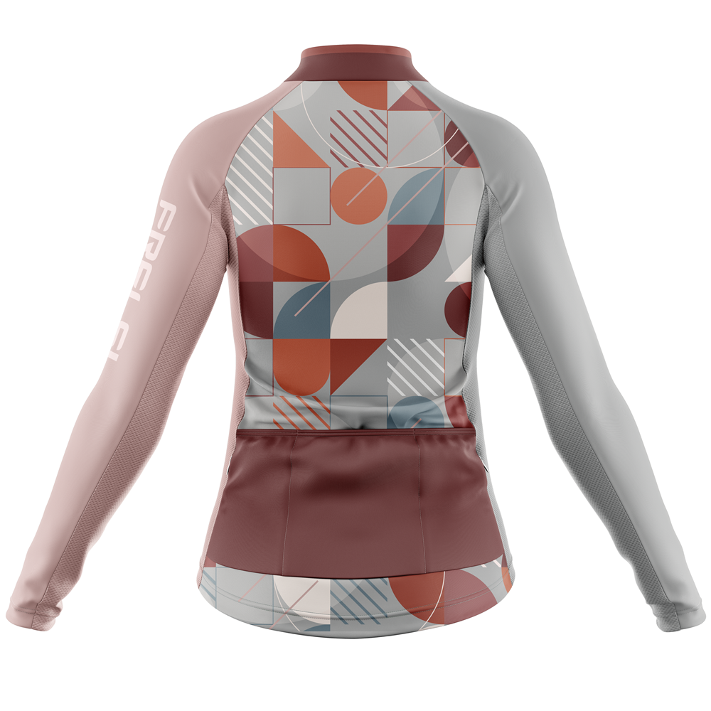 Long-sleeve jersey with playful patterns, ideal for cyclists who love to stand out.